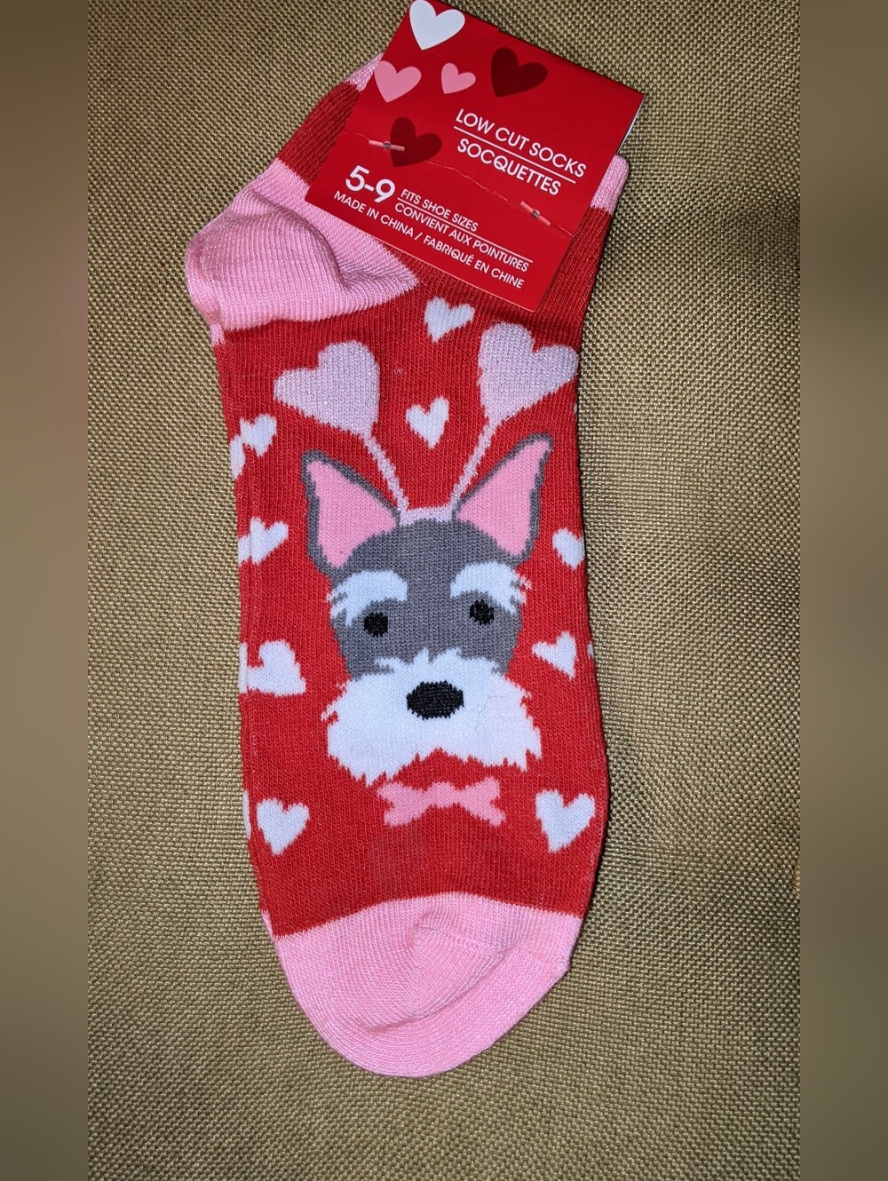 Red & Pink Dog Socks, Cute Schnauzer Face With Hearts Low Cut Socks